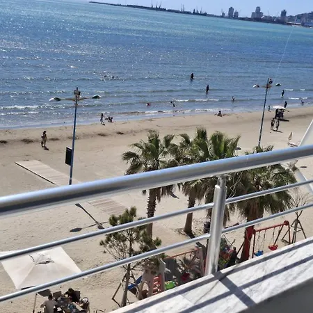 Blue Royal * Durrës
