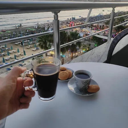 Blue Royal Sea View, Balcony & Beachfront